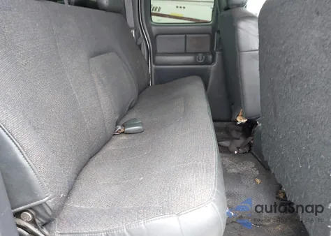 2001 Chevrolet Silverado 2500Hd z USA, uszkodzony, nr VIN 1GCHC29UX1Z267977